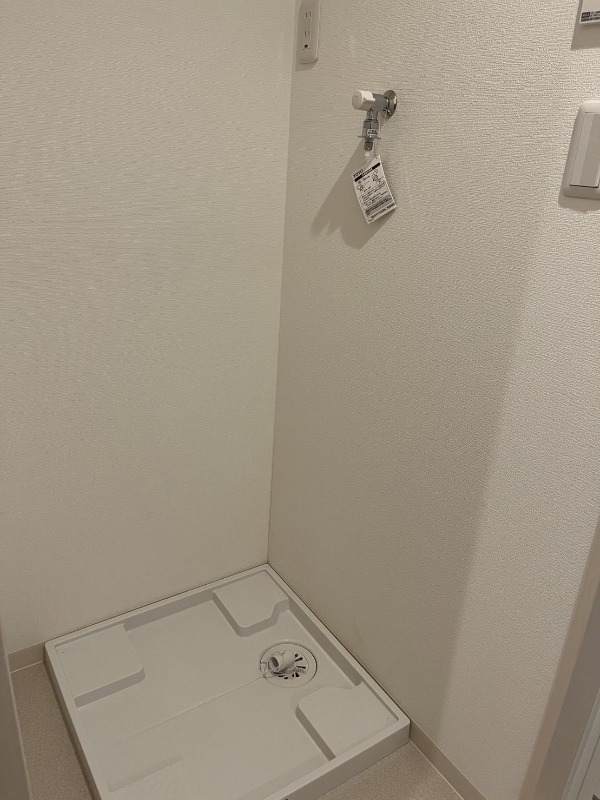 室内洗濯機置場完備。