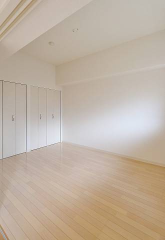 こちらのお部屋は寝室にどうぞ