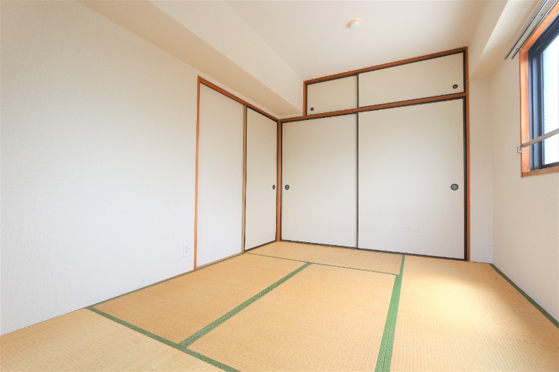 畳の綺麗なお部屋です。