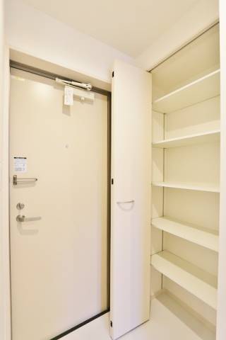 シューズボックスも完備。
