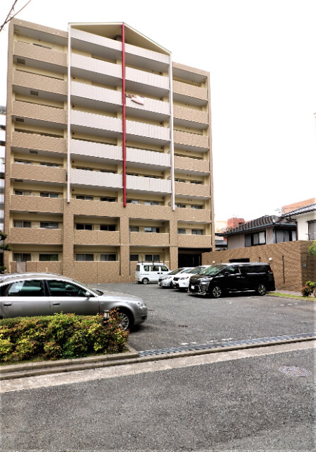 敷地内・建物