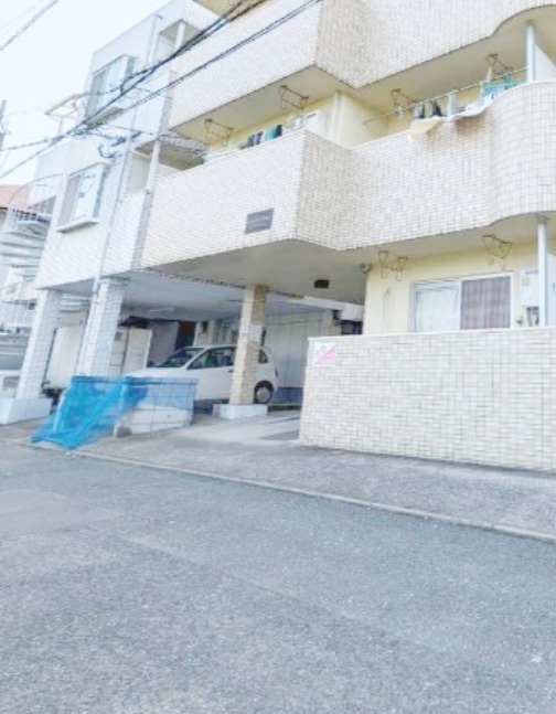 敷地内駐車場ございます