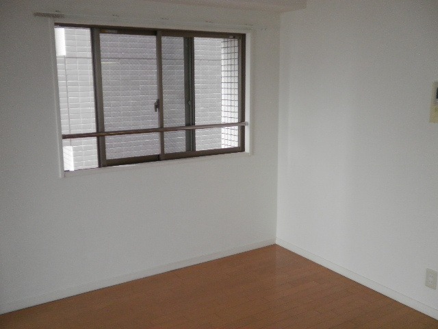 落ち着く部屋でくつろぎませんか？？