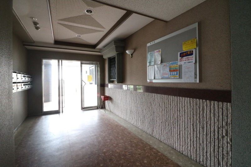 綺麗なエントランスです。