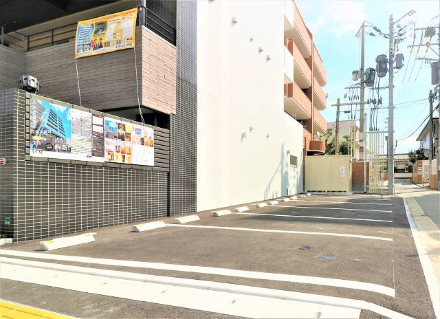 敷地内駐車場完備です
