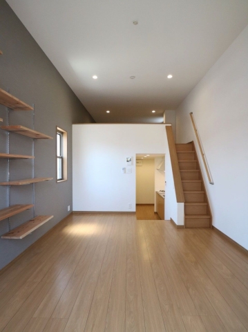 奥行きがある素敵なお部屋ですね