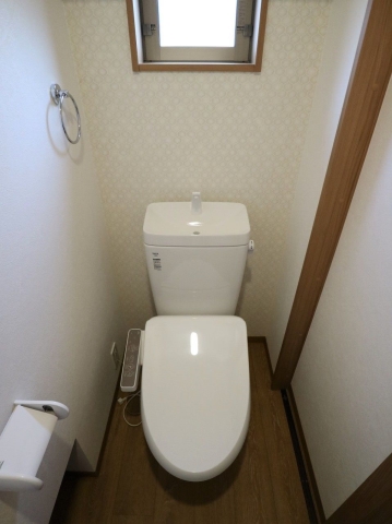 ウォシュレット付きです