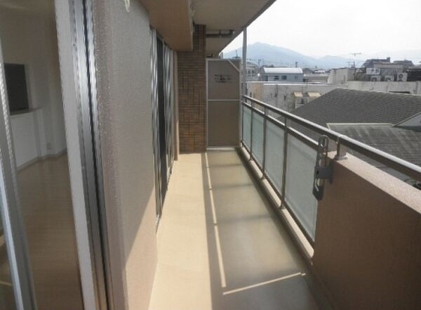 洗濯物はこちらで。