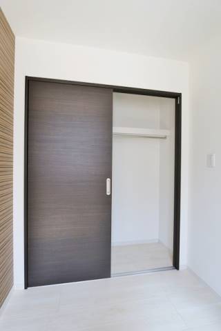 奥行きが収納には困りません