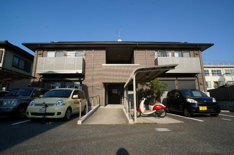 駐車場がついているのは便利ですね