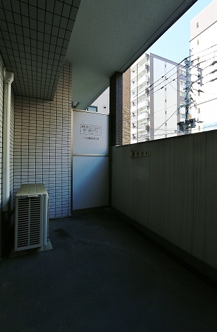 広々空間のバルコニーです