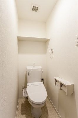 清潔感のあるトイレですね