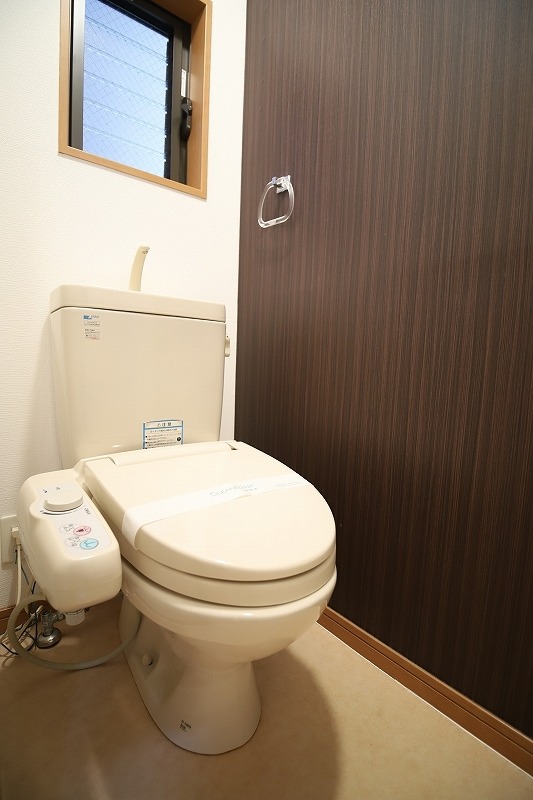 ウォシュレット完備