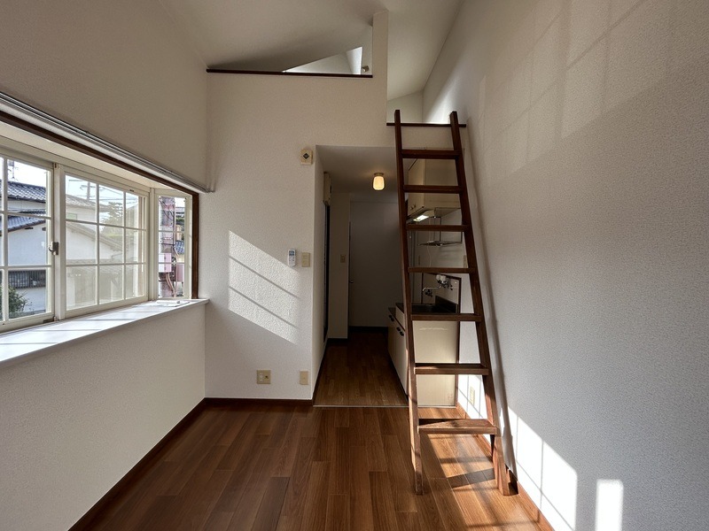 明るいお部屋です。