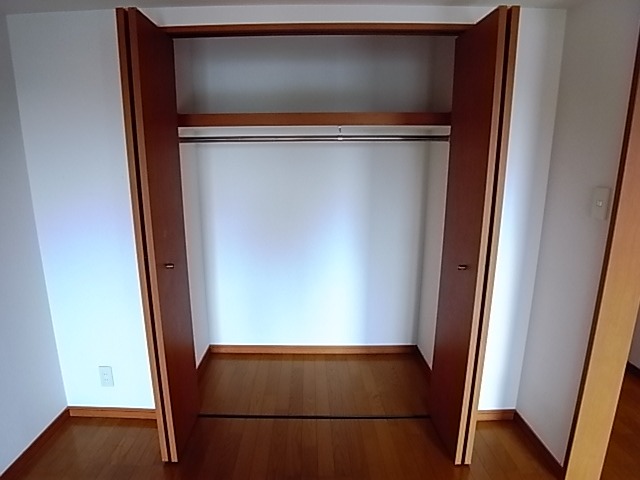クローゼット完備。