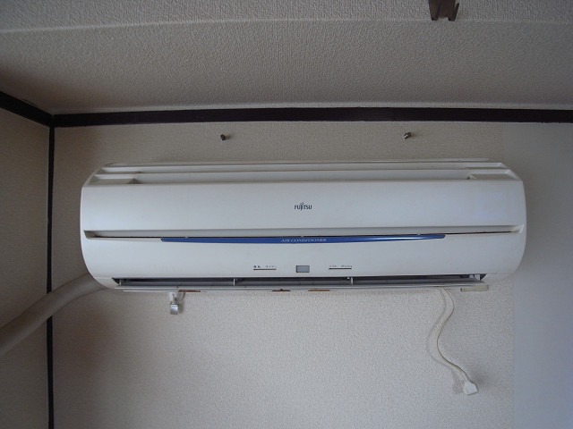 エアコン完備で年中快適に過ごせます