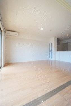 暖かい雰囲気のお部屋です