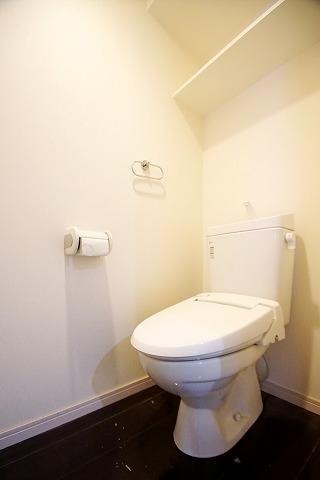 清潔感のあるトイレです