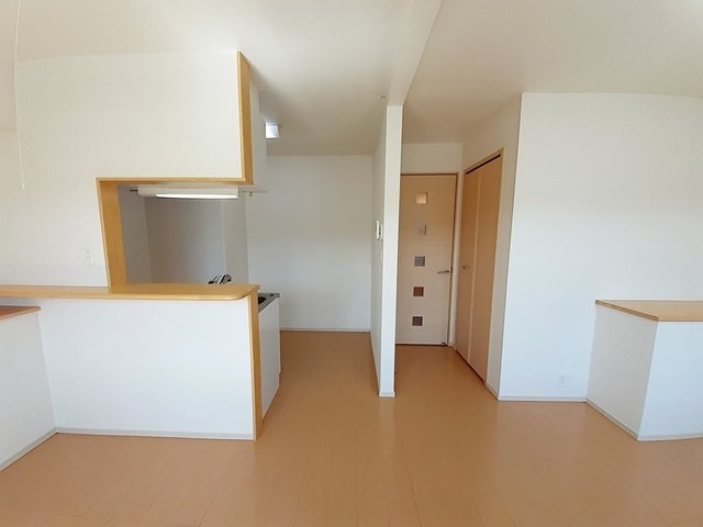 家具の配置がしやすいお部屋です。