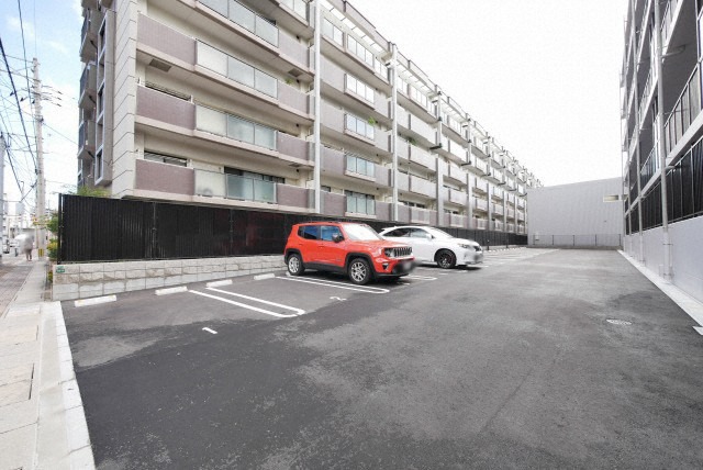 駐車場敷地内空きあります