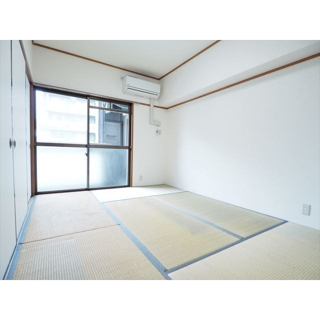 エアコン付きで年中快適に過ごせますね