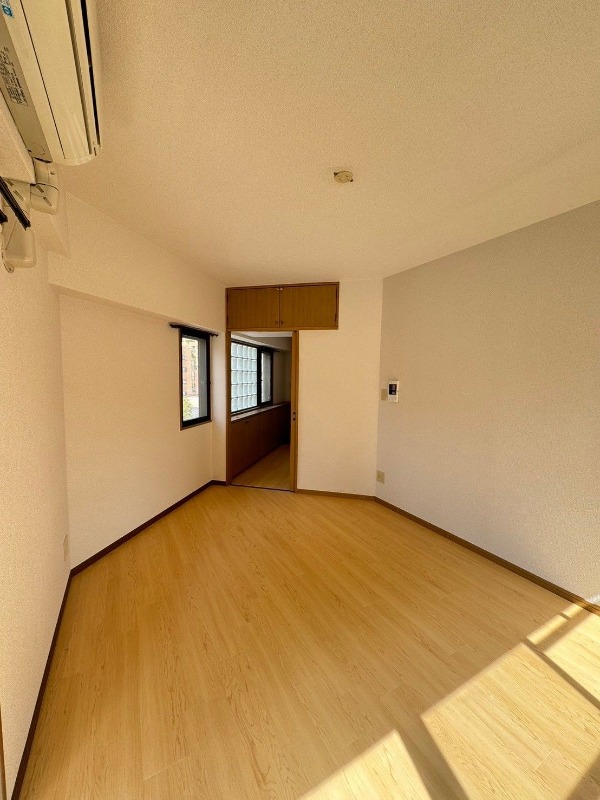 家具の配置がしやすいお部屋です