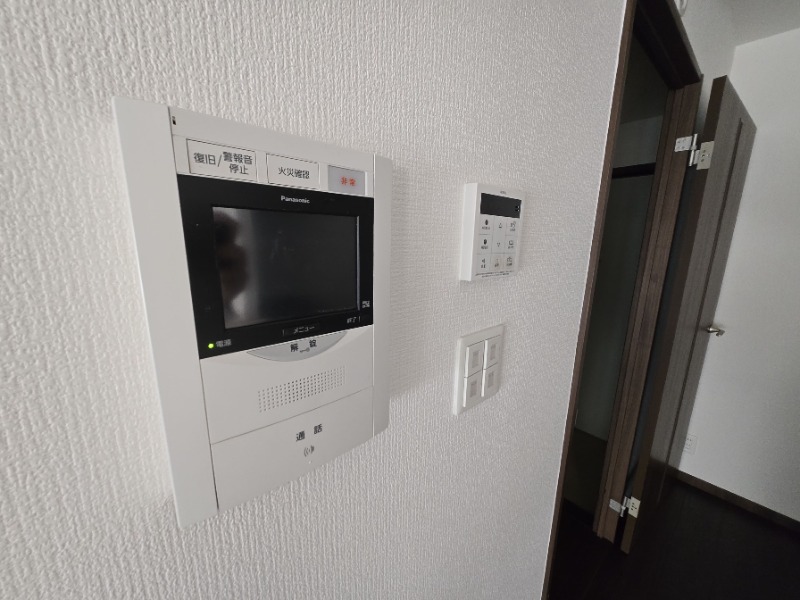 急な来客でも安心のモニターホン