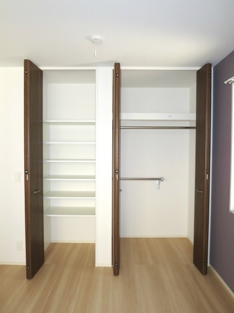 たっぷり収納で荷物の多い方でも安心です