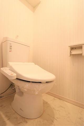 ウォシュレット完備で快適です
