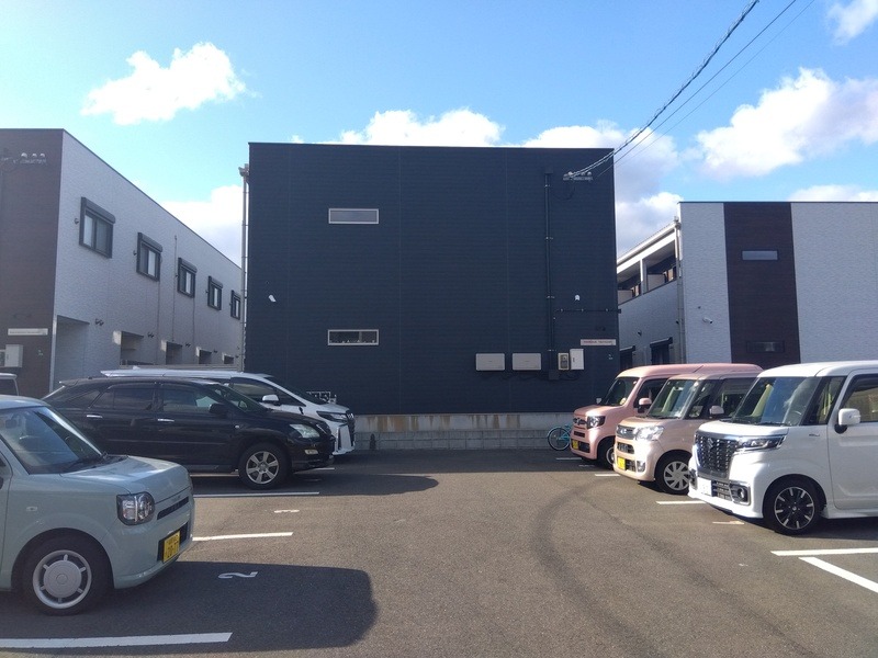 敷地内駐車場がついています