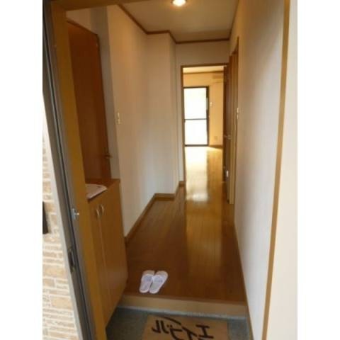 明るい玄関です