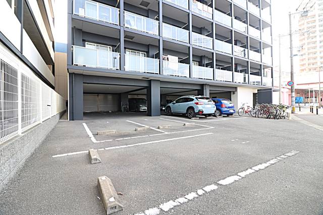 敷地内駐車場もございます
