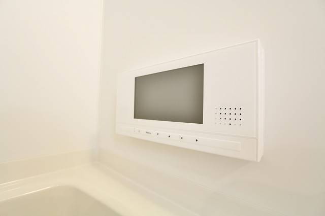 浴室TV付で快適なバスタイムを