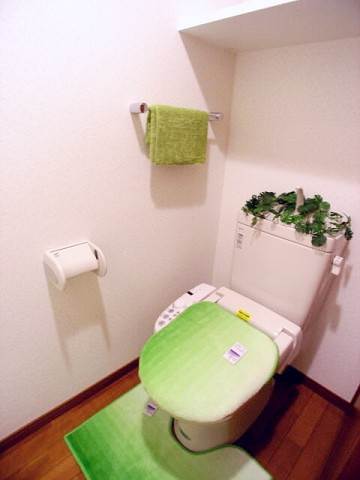 温水洗浄便座付きです