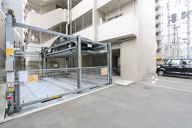 敷地内に駐車場もございます