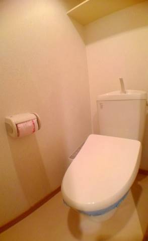 ウォシュレット付きのトイレは嬉しいですね