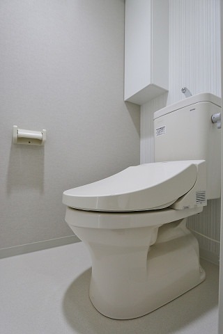 清潔感のあるトイレですね