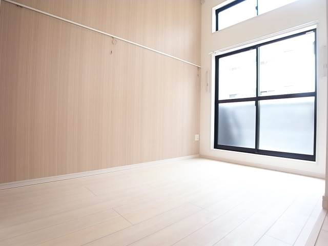 日当たり良好の落ち着くお部屋です