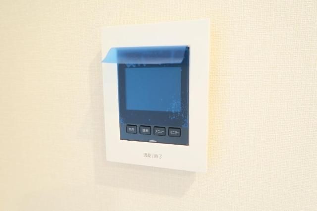 モニター付きインターホンで安心です