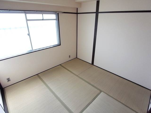和室は雰囲気が出るので良いですね