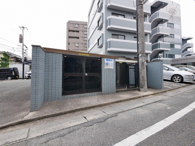 敷地内ごみ置き場あり