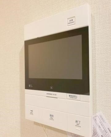 急な来客でも安心のモニターフォンです