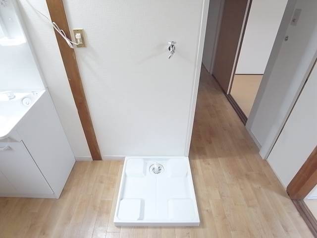 もちろん室内洗濯機置き場付きです
