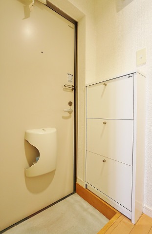 玄関はこんな感じです