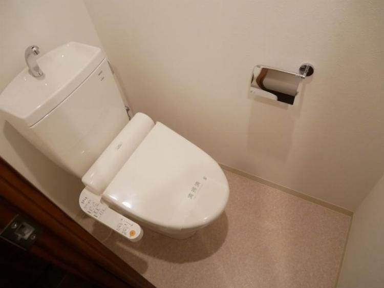 清潔感のあるトイレです。