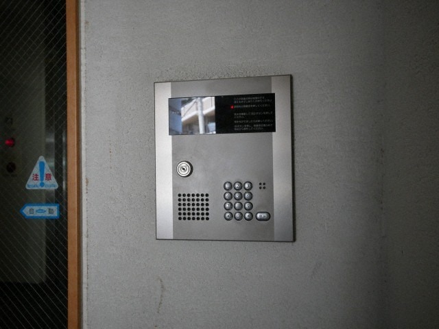 オートロック完備