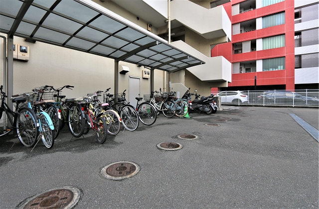 屋根付きの駐輪場です