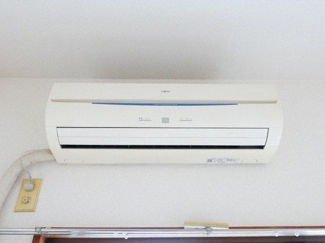 エアコン完備で年中快適に過ごせます