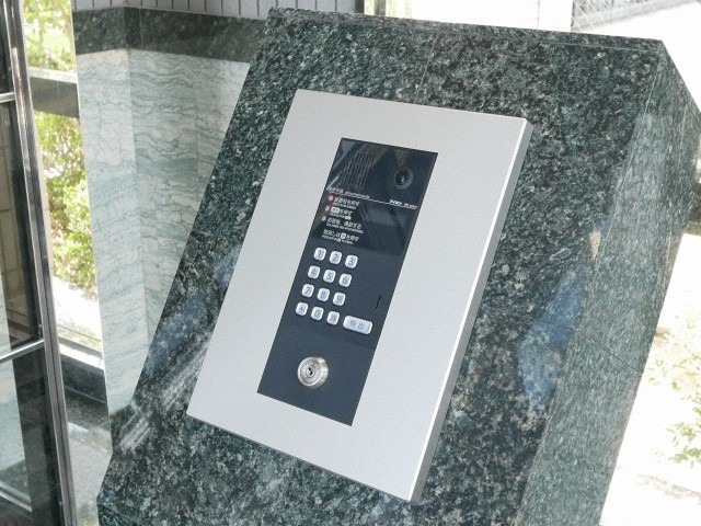 オートロック付きで女性の方も安心ですね