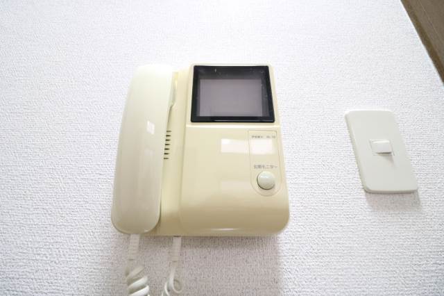 モニターホンで来客チェック